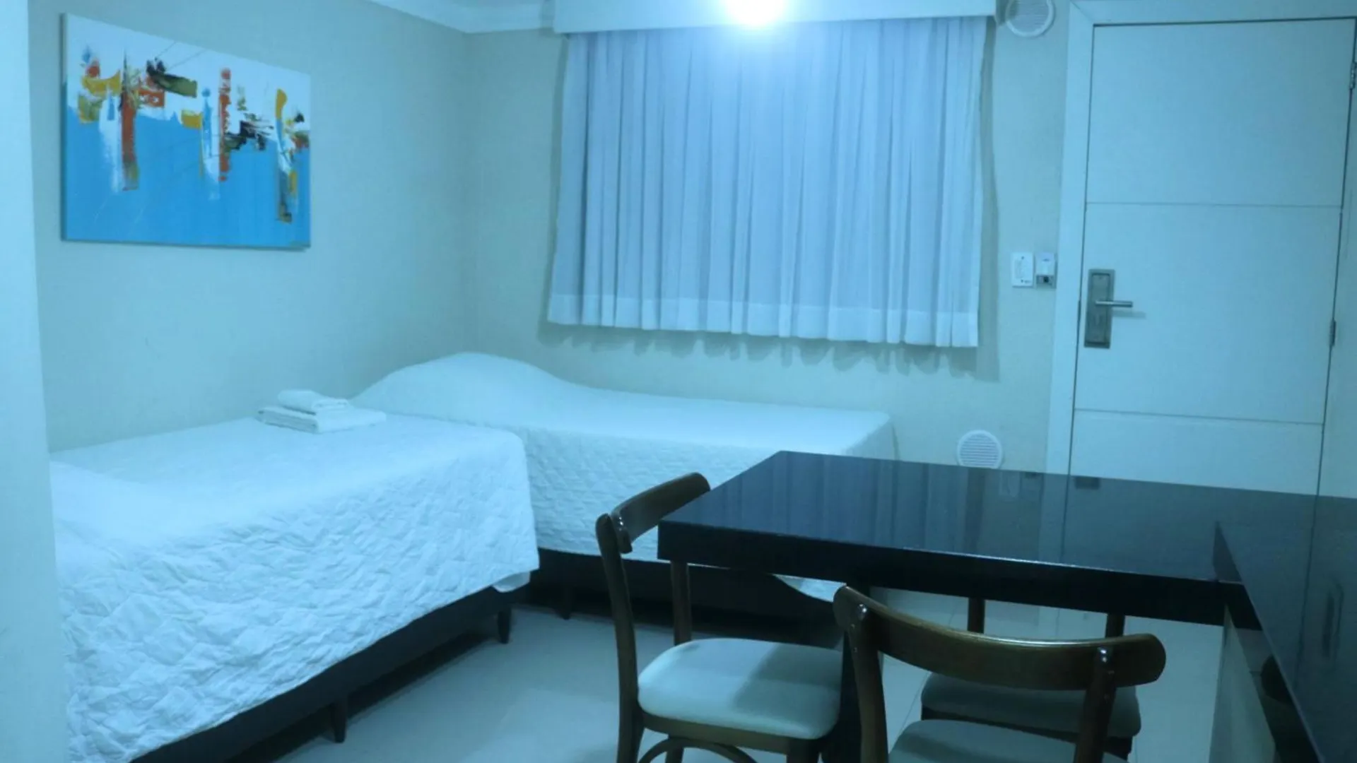 מלון Bombinhas Tourist Apart